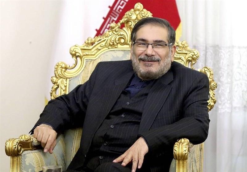 علی شمخانی: سالهاست که هنر زندگی در بحران را آموخته ایم علی شمخانی: سالهاست که هنر زندگی در بحران را آموخته ایم