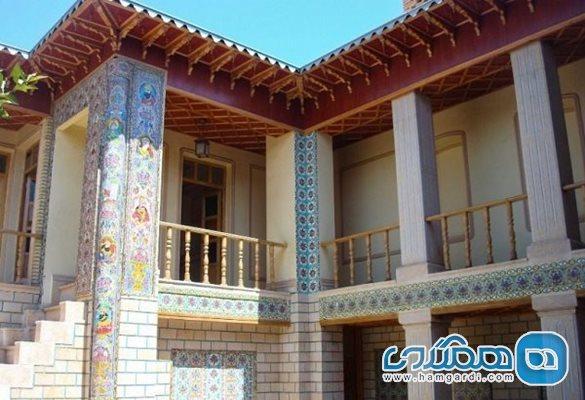 خانه سعادت یکی از جاذبه های گردشگری شیراز به شمار می رود